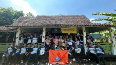 Hima EP PEM Akamigas Cepu berkolaborasi dengan Taman Baca dan Budaya Cethik Geni guna menggenjot budaya literasi. Hal itu dilakukan Hima EP sebagai bentuk aktualisasi Tri Dharma Perguruan Tinggi. Tepatnya poin ketiga ihwal Pengabdian kepada Masyarakat.