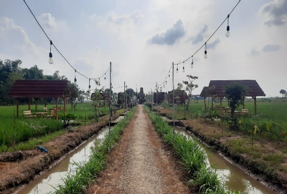 Wisatav Kuliner yang dipadu dengan nuansa pedesaaan.