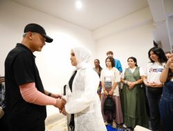 DUET MAUT GANJAR-PUTRI NYANYI BOHEMAIN RHAPSODY