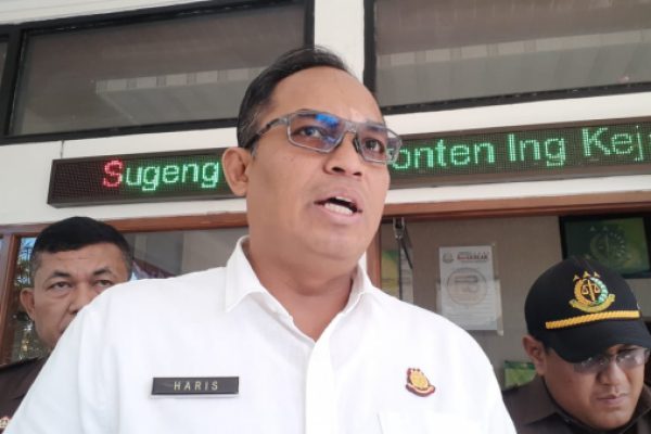 KEJARI BLORA MUSNAHKAN BARANG BUKTI PERKARA YANG SUDAH INKRAH