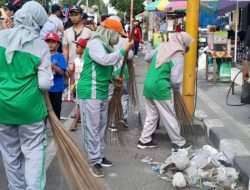 USAI KARNAVAL, DLH BLORA ANGKUT 5,5 TON SAMPAH