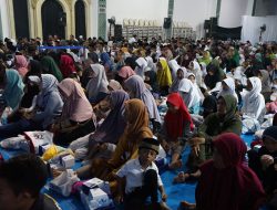 SUKUN SANTUNI 1.000 ANAK YATIM DI BLORA