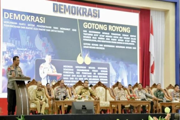GELAR APEL 3 PILAR DI BLORA, KAPOLDA JATENG: AYO KAWAL DEMOKRASI!