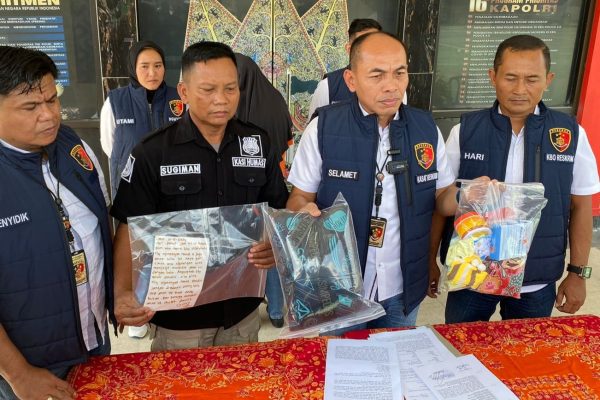 BERMULA DARI MELAHIRKAN DI KOST, BEGINI KRONOLOGI PEMBUANGAN BAYI DI CEPU
