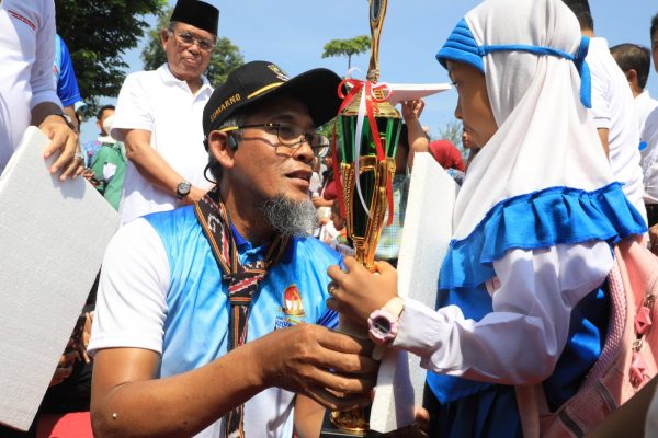 PERAN KRUSIAL KELUARGA DALAM PENINGKATAN LITERASI DIGITAL