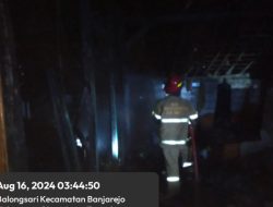 KEBAKARAN DI DESA BALONGSARI, RUMAH LUDES TERBAKAR AKIBAT BDIANG