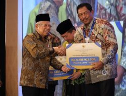 BERHASIL TURUNKAN STUNTING, PEMPROV JATENG RAIH PENGHARGAAN INSENTIF  FISKAL RP6,45 MILIAR