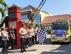 POLRES BLORA KEMBALI KIRIM BANTUAN AIR BERSIH UNTUK WARGA TERDAMPAK KEKERINGAN