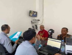 LAYANAN EAZY PASSPORT PERMUDAH CALON JAMAAH HAJI URUS PASPOR