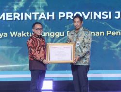 INOVASI PELAYANAN PUBLIK, PEMPROV JATENG RAIH DUA PENGHARGAAN DARI KEMENPAN RB
