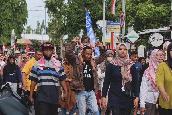 HADIAH SEEKOR SAPI MENJADI DAYA TARIK JALAN SEHAT HKN KE-60 DI BLORA