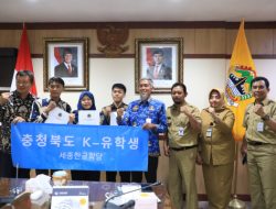 TIGA MAHASISWA JATENG BERANGKAT KULIAH GRATIS KEK KOREA SELATAN, SUMARNO: JADIKAN ILMU UNTUK KEMAJUAN DAERAH