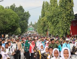 SEMARAK HARI AMAL BHAKTI KE-79: KAKEMENAG BLORA GELAR JALAN SEHAT DAN WAYANG KULIT