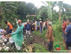 GOTONG ROYONG WARGA SEMPU BERSIHKAN SAMPAH, LANJUT NGOPI SAMBIL BAHAS PENGELOLAAN LINGKUNGAN