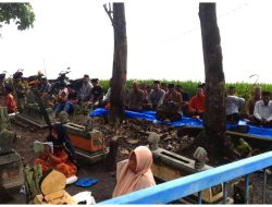PEMDES GONDEL GELAR ZIARAH KUBUR BERSAMA SAMBUT BULAN SUCI RAMADHAN