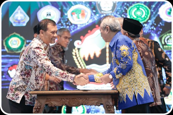 SINERGI PEMPROV JATENG DAN KAMPUS, MAHASISWA DILIBATKAN DALAM PENGEMBANGAN DESA