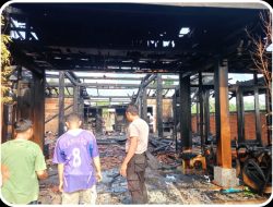 DIDUGA KORSLETING LISTRIK, RUMAH DI BACEM NYARIS LUDES
