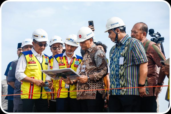 TANGGUL LAUT SEMARANG SIAP DIFUNGSIKAN JANUARI 2026, AHMAD LUTHFI: UNTUK ATASI ROB DAN BANJIR