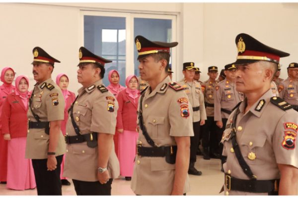 PERGANTIAN KAPOLSEK DI BLORA: UPAYA PERKUAT PELAYANAN DAN KEAMANAN WILAYAH