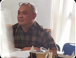 TOKOH MASYARAKAT RANDUBLATUNG TOLAK KAMPUS UNY DI BLORA