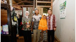 AHMAD LUTHFI TINJAU LANGSUNG RUMAH WARGA PENERIMA BANTUAN BEDAH RUMAH DI KENDAL