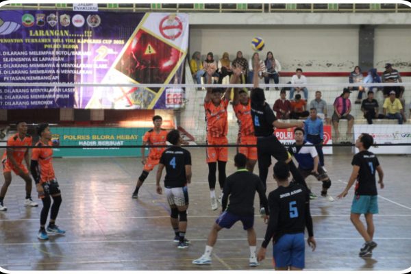 DUEL PEMBUKA KAPOLRES CUP: JIKEN CURI PANGGUNG, RANDUBLATUNG TERJUNGKAL