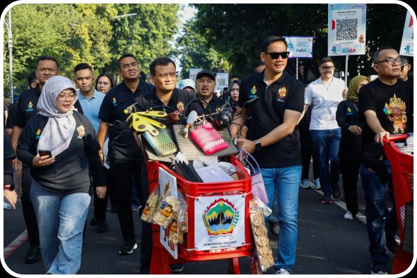 SOLORAYA GREAT SALE 2025 DIBUKA, GUBERNUR TARGETKAN RP10 TRILIUN PERPUTARAN UANG