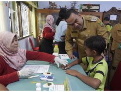 BLORA GENJOT KESEHATAN PELAJAR: 95 RIBU SISWA JADI SASARAN PROGRAM PEMERIKSAAN GRATIS NASIONAL
