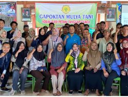 MAHASISWA KKN-T IPB GELAR SOSIALISASI PETANI TANGGAP CUACA DAN GERAKAN DESA ENZIM HIJAU DI DESA SONOKIDUL